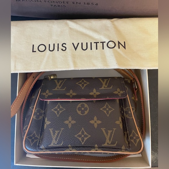 Authentic Louis Vuitton Viva Cite pm - Picture 3 of 11